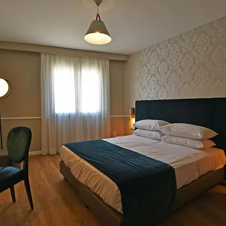 Restaurant Christophe Colomb Отель 3*