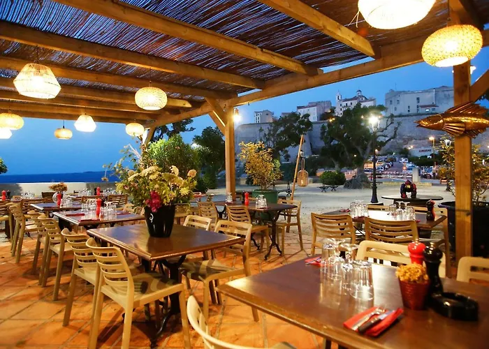 Restaurant Christophe Colomb Szálloda Calvi