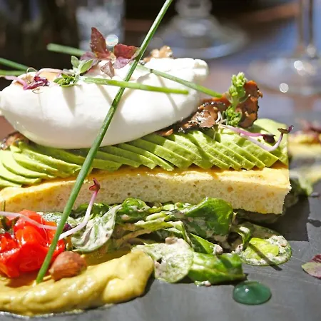 Otel Restaurant Christophe Colomb 3*