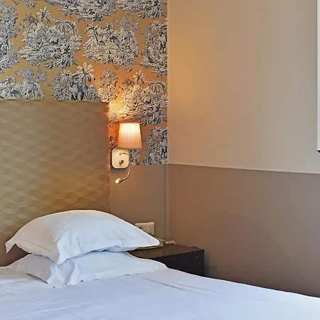 Hotel Restaurant Christophe Colomb 3*