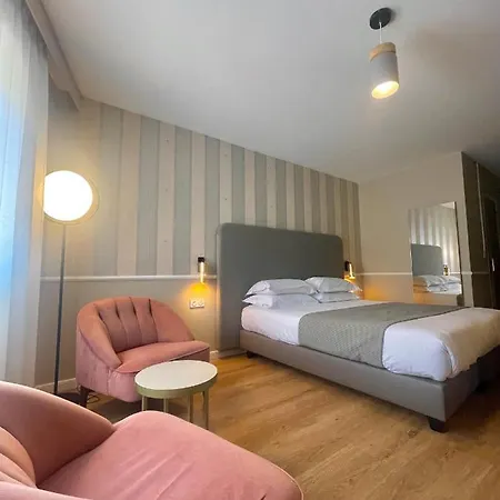 Restaurant Christophe Colomb Hotel 3*