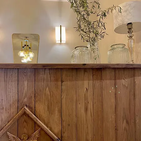 호텔 Restaurant Christophe Colomb 3*