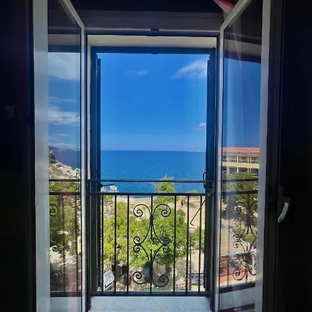 Restaurant Christophe Colomb Hotel 3*