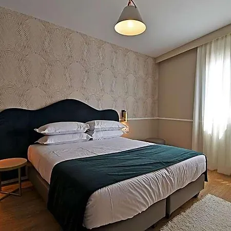 Restaurant Christophe Colomb 3*