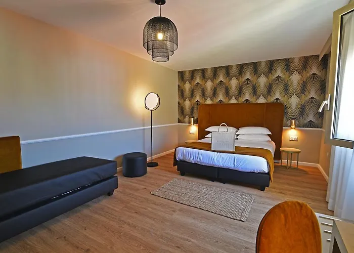 Restaurant Christophe Colomb Hotel 3*