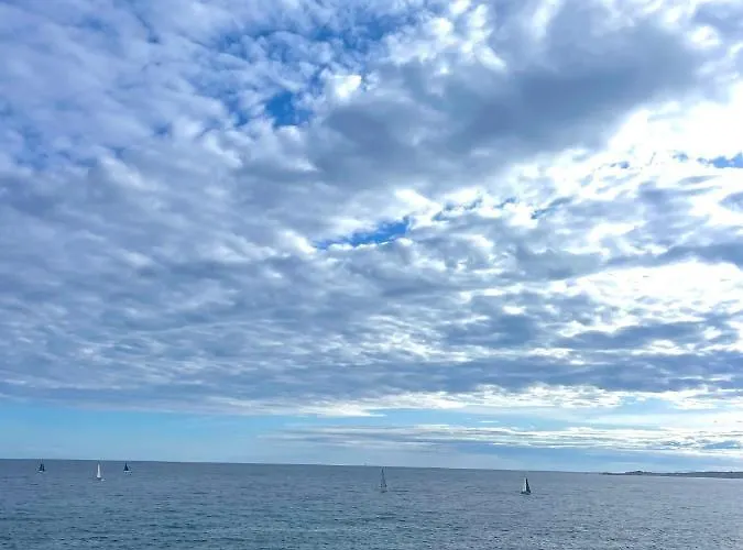 Hotell Restaurant Christophe Colomb Calvi (Corsica)