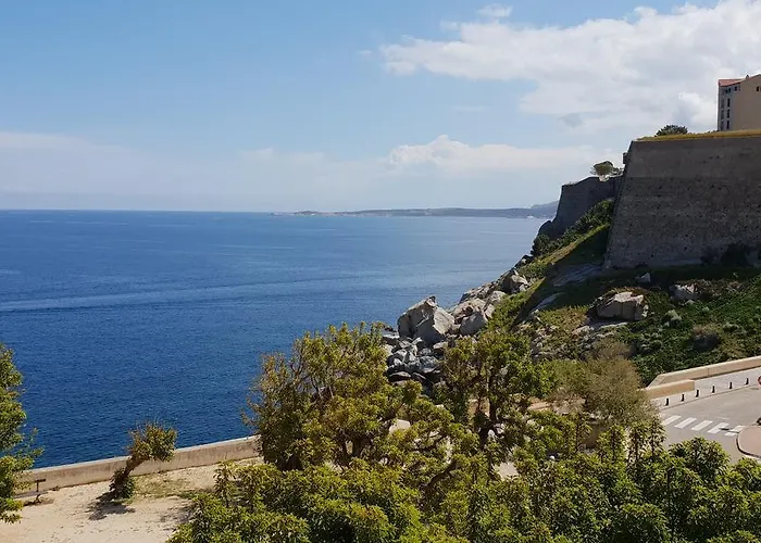 Hotell Restaurant Christophe Colomb Calvi (Corsica)